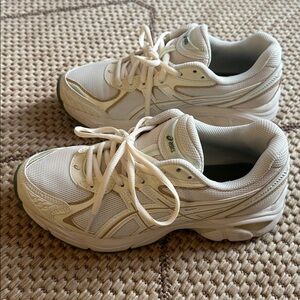 Women's ASICS GT-2160 Casual Shoes
Cream/Camel beige